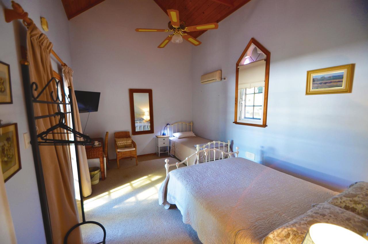 Rosemoore Bed & Breakfast Пърт Екстериор снимка